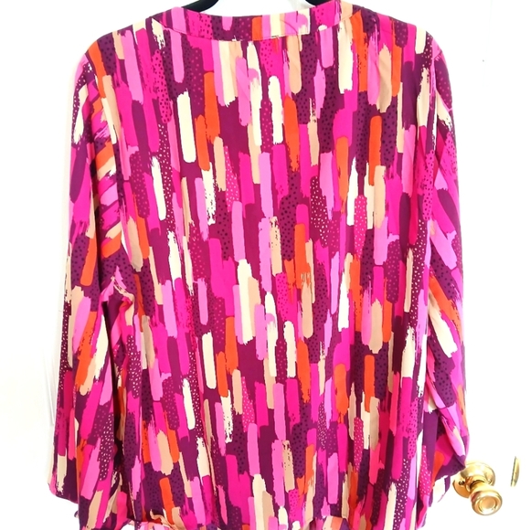 Emily Wonder Lightweight Flowy Purple Blouse 1XL V Neck Casual Boho Retro Career - Picture 7 of 7